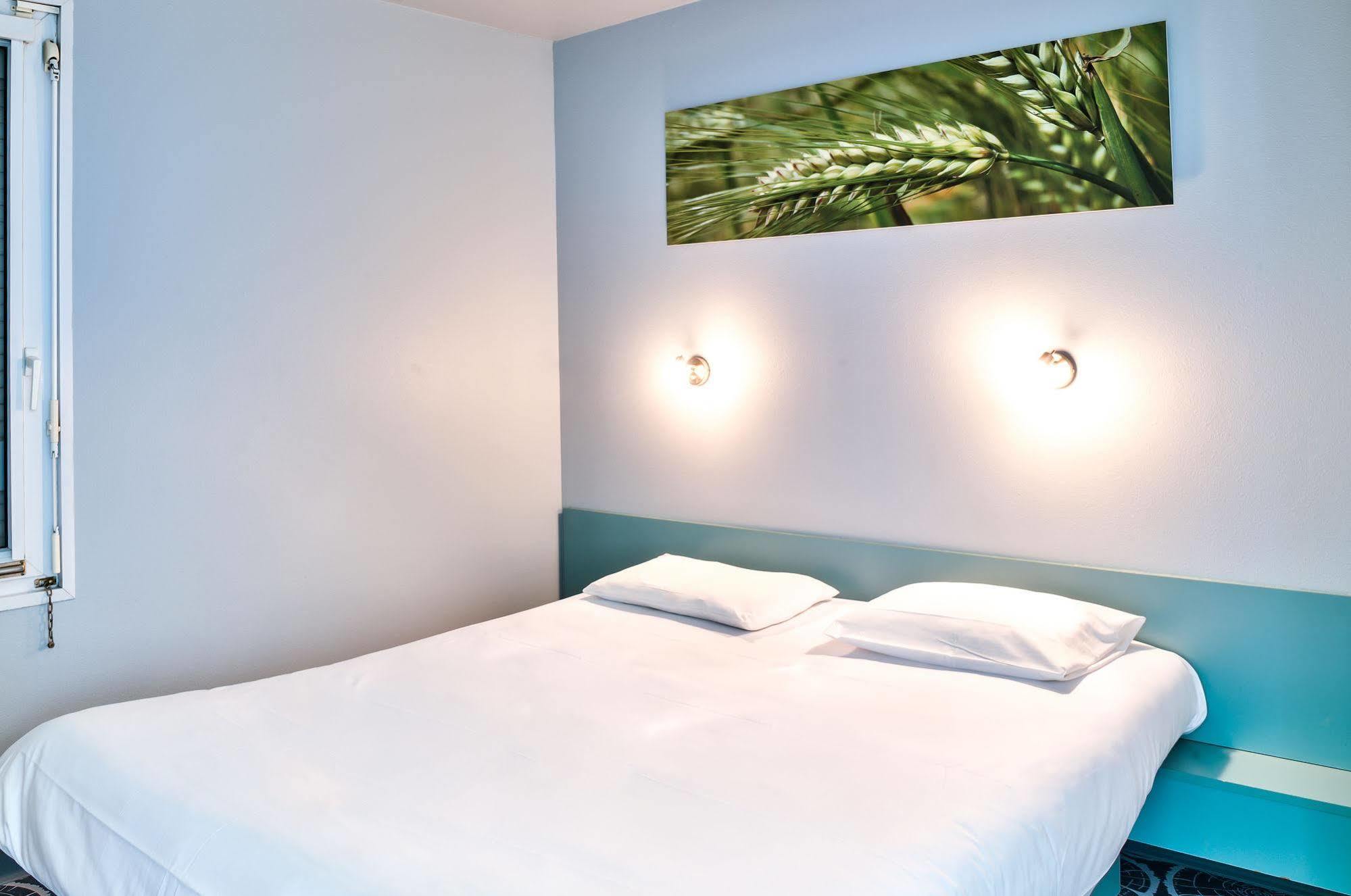 Brit Hotel Macon Nord Autoroute Du Soleil מראה חיצוני תמונה
